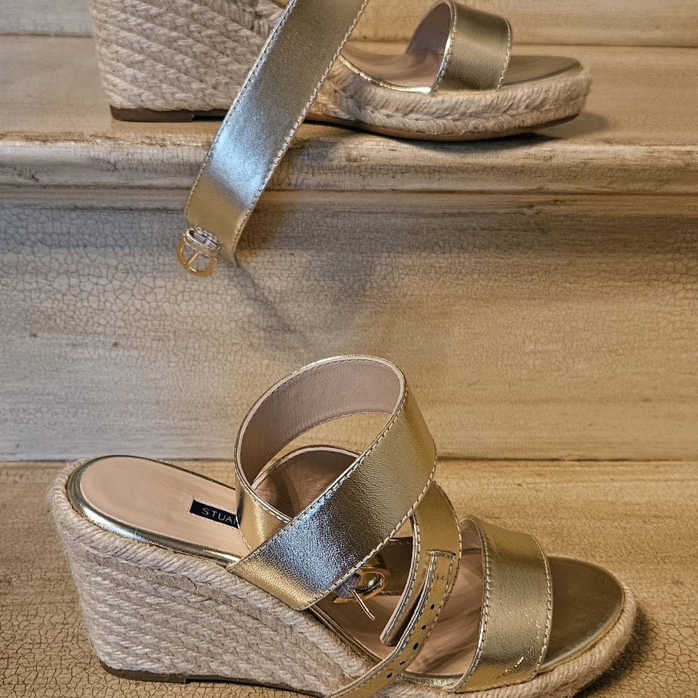 Stuart Weitzman Metallic Gold Wedge Sandals Size 7 US
